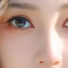 angelababyangelababy"仲夏的耀眼在于人生中的各种转折,以