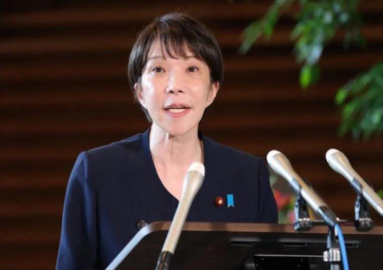 高市早苗成了日本的祸害，两个月上千家企业倒闭，千亿巨头跑路了两个月，超过两千家