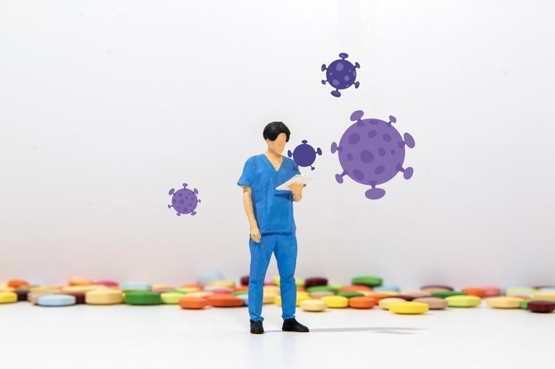 尼帕病毒对人体危害极大。它是新型RNA病毒，感染后易引发典型脑炎或病毒性肺炎。