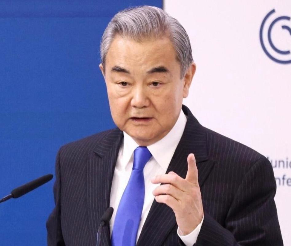 伊朗有救，中国来了对于此刻的伊朗来说，他们终于看到了希望，因为中国已经放话，