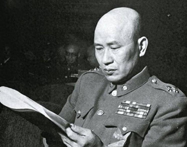 渡江战役结束后，为什么让四野对决白崇禧？刘伯承和粟裕不行吗？“1949年4月2