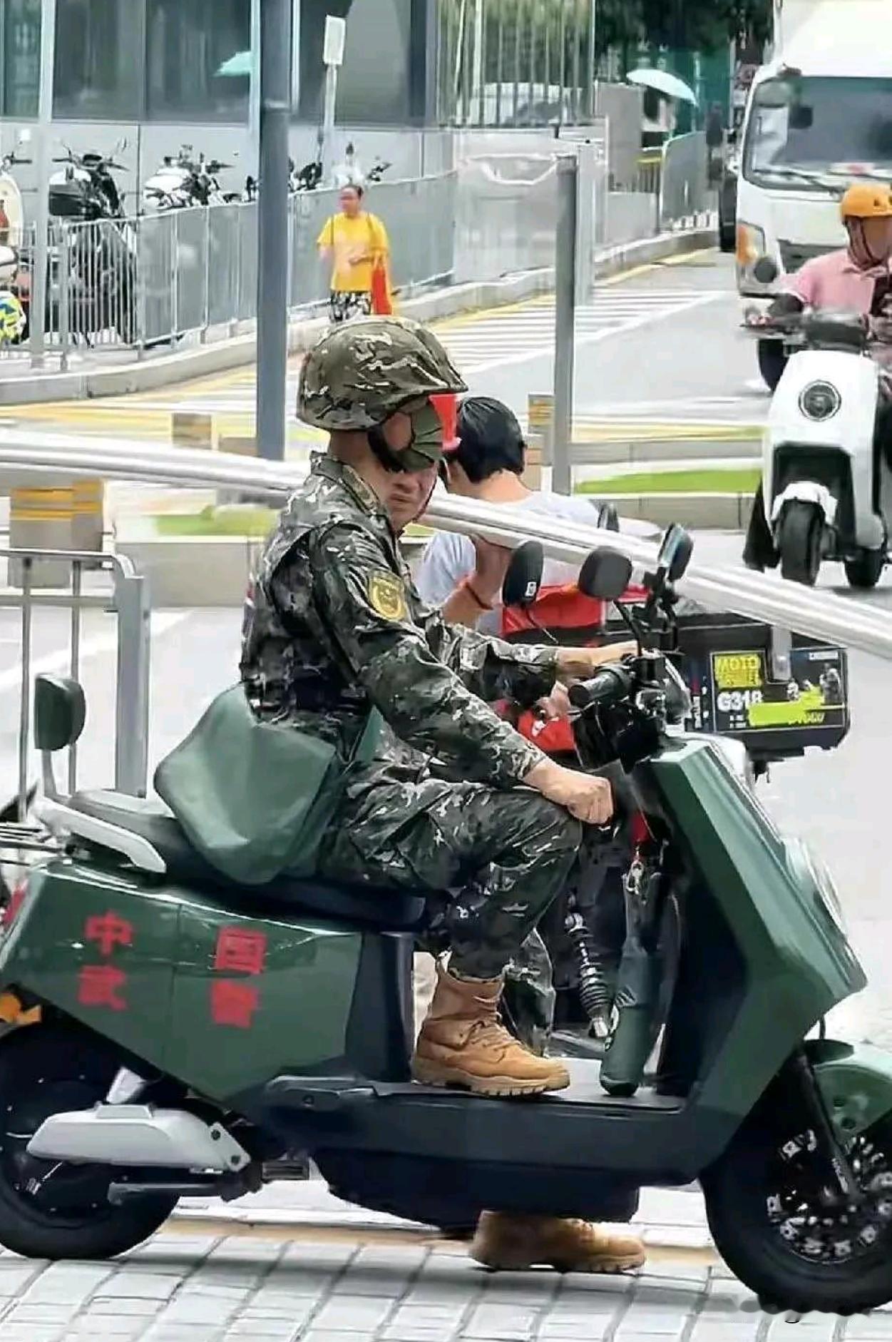 恭喜电驴成为军队正式装备～