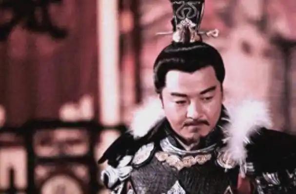 史上最仁慈的太监：宣读圣旨时，故意念错一个字，拯救数千人生命。说起太监，很多人的
