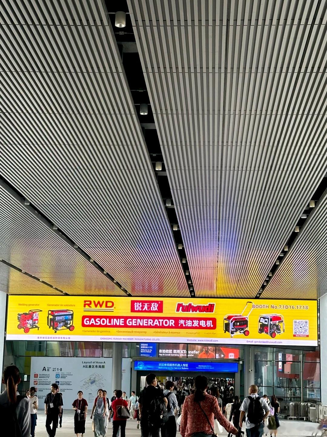 广交会点燃入境消费新热潮广交会让老外爱上中国购这届广交会，真的有点不一样了！满