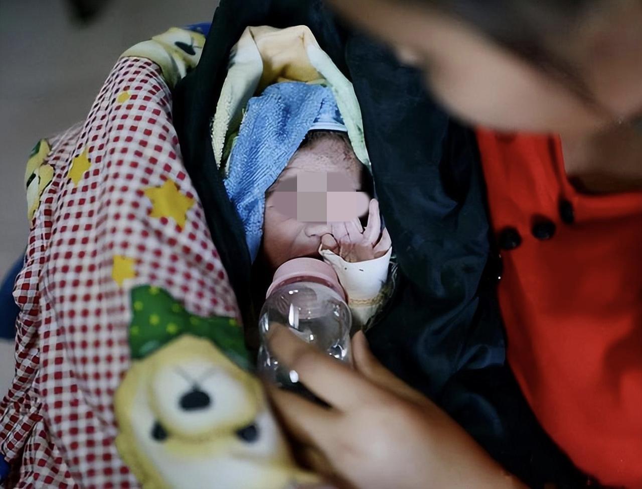 1993年新婚夜，瘫痪新娘半夜惊醒，炕边的婴儿哭声藏着半生温情1993年，