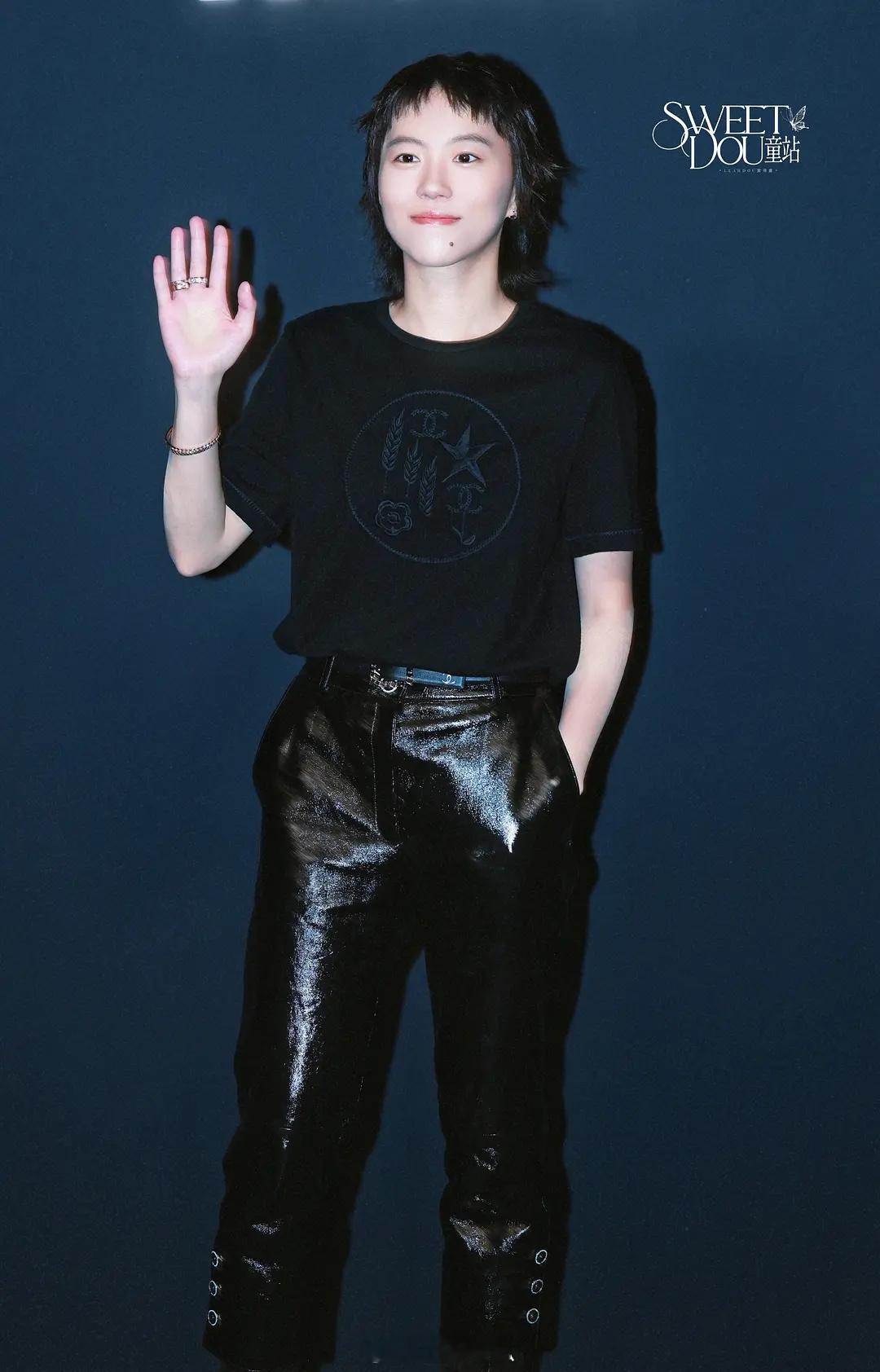 香奈儿蔚蓝之夜红毯图造型如何？？窦靖童王一博井柏然单依纯​​​