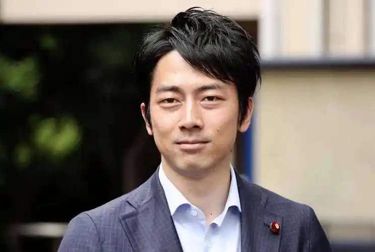 ·小泉进次郎再次出来回应了，丝毫不改口！ 在被批评公开说谎之后，12月10日