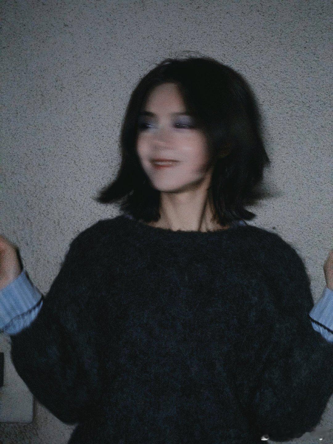 谁给赵今麦递个恶女本赵今麦黑魔仙这个妆啊啊啊好带感黑魔仙本仙谁来给赵今麦递个