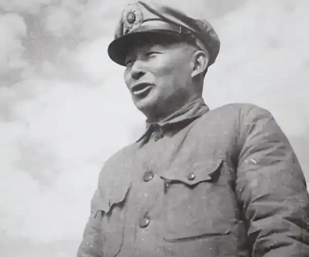 胡宗南打仗到底啥水平？看看他与老同学徐向前的双雄斗就知道了。两人首战于河口，