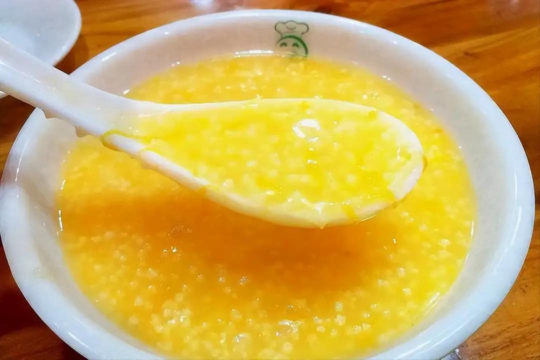 破防！玉米粥成糖尿病“隐形盾牌”，医生亲证：5大并发症风险直线下降