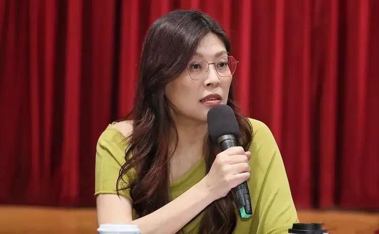 看来日本下场了！郑丽文成功访问完大陆、美伊战争基本结束、紧接着日本军舰通过台湾海