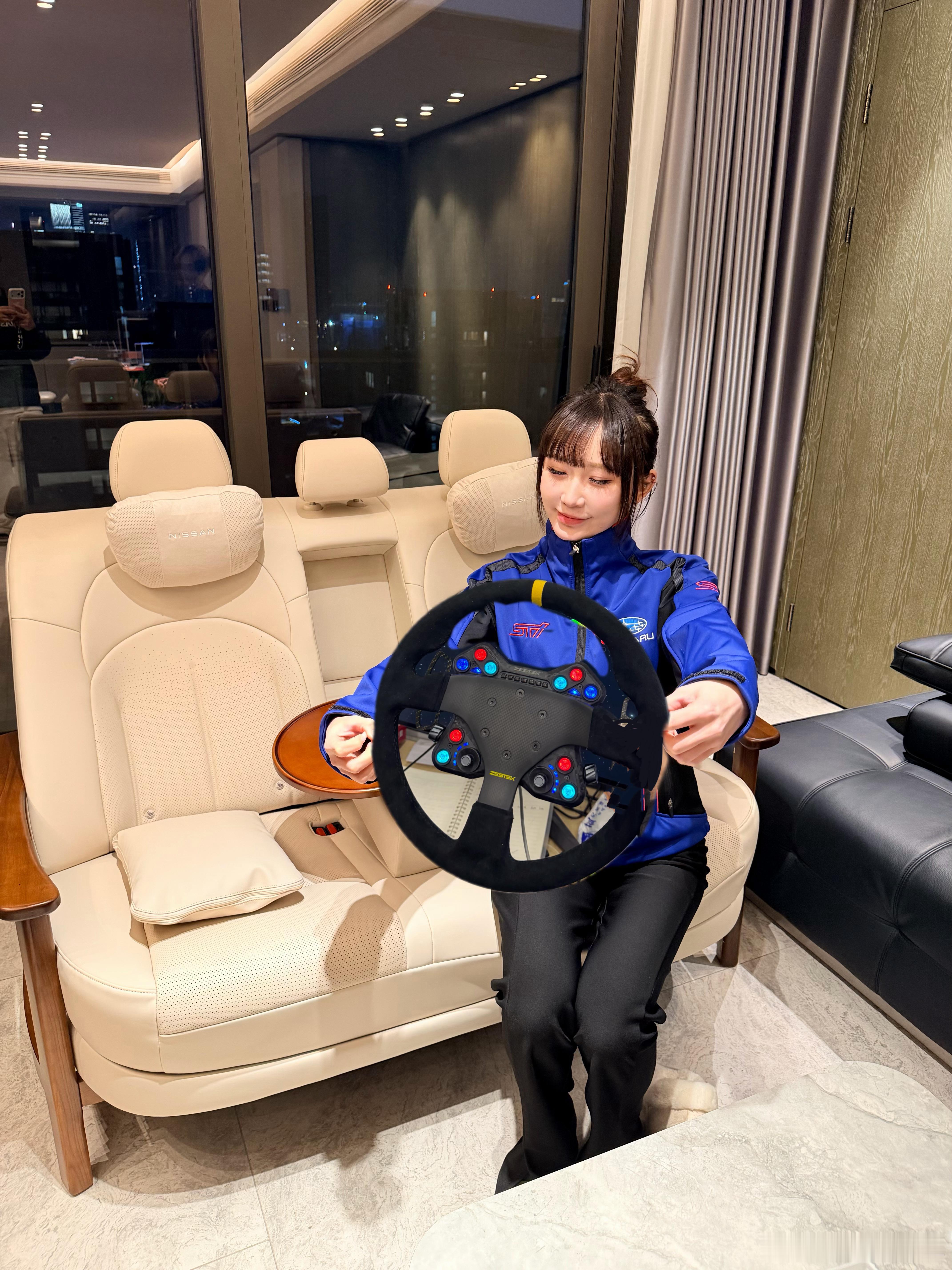 日产大沙发太抽象了哈哈哈哈哈哈