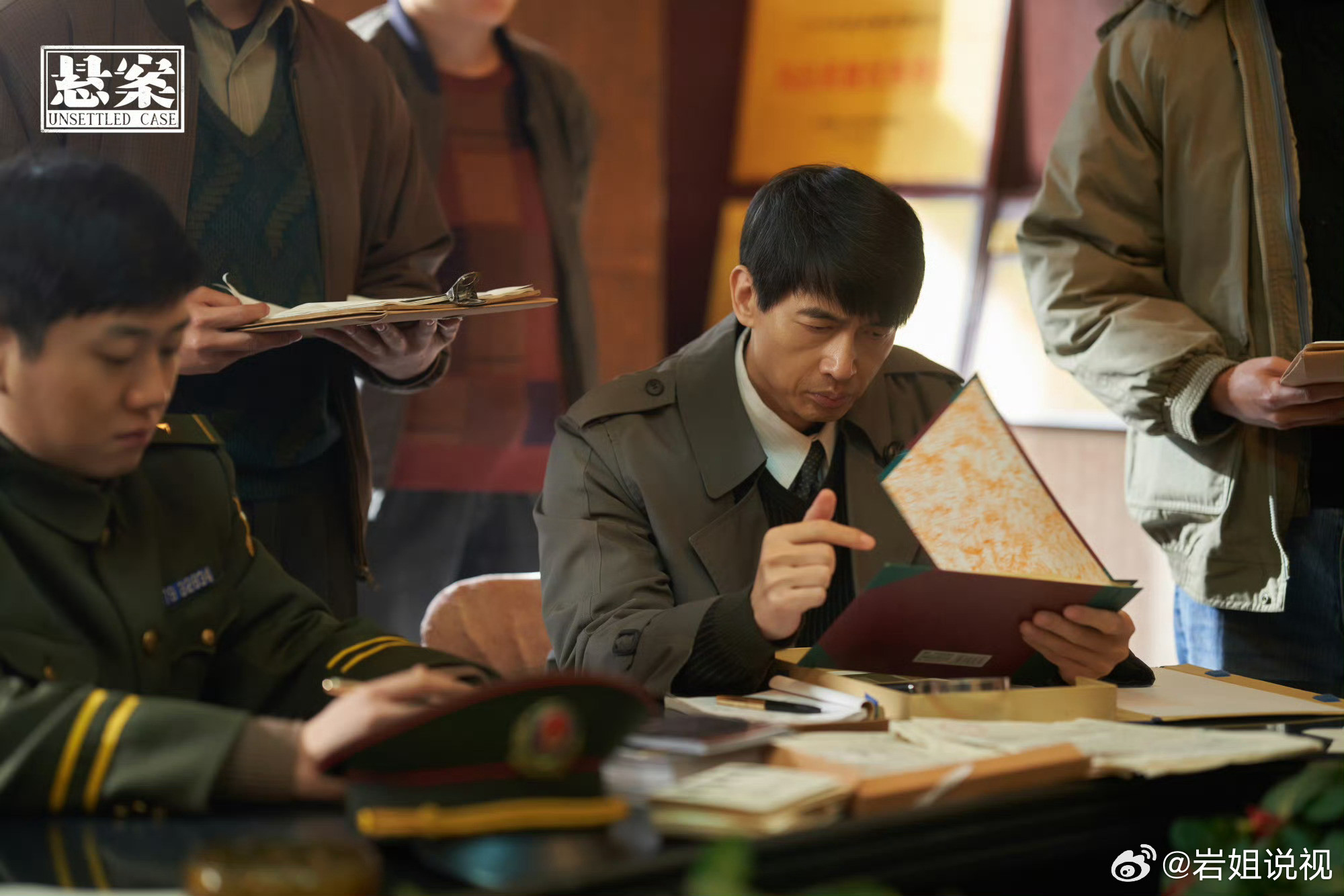 刑侦剧《悬案》已经大结局，都在夸王传君演得好、岳云鹏演得好，其实还应该夸夸杨烁，