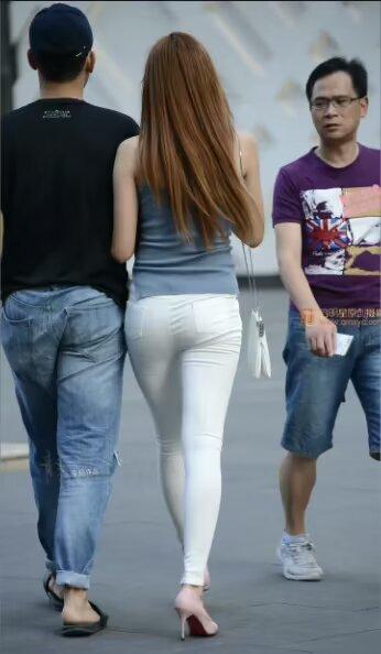 与其相信人品，不如相信人性，永远不要借太多钱给别人。熟人之间的嫉妒心最强，所以