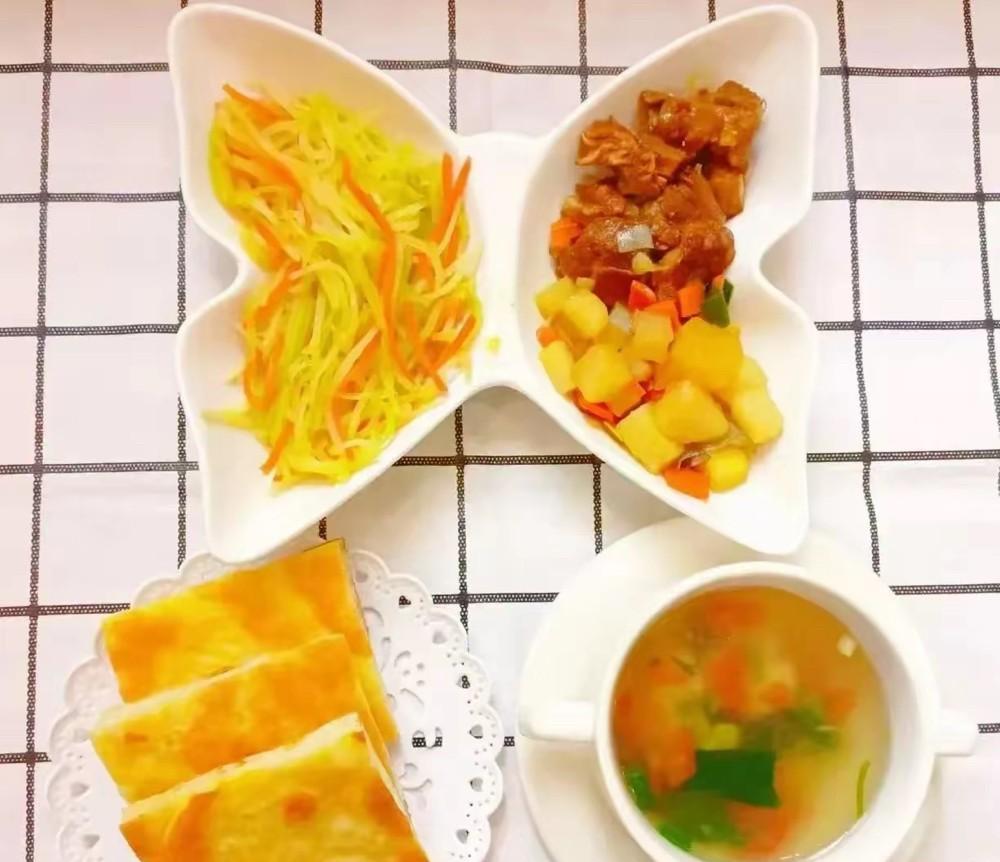 1、是不是颜料添加？估计会有结果，因为这个有证据链，可以佐证，大家也不慌去推断。