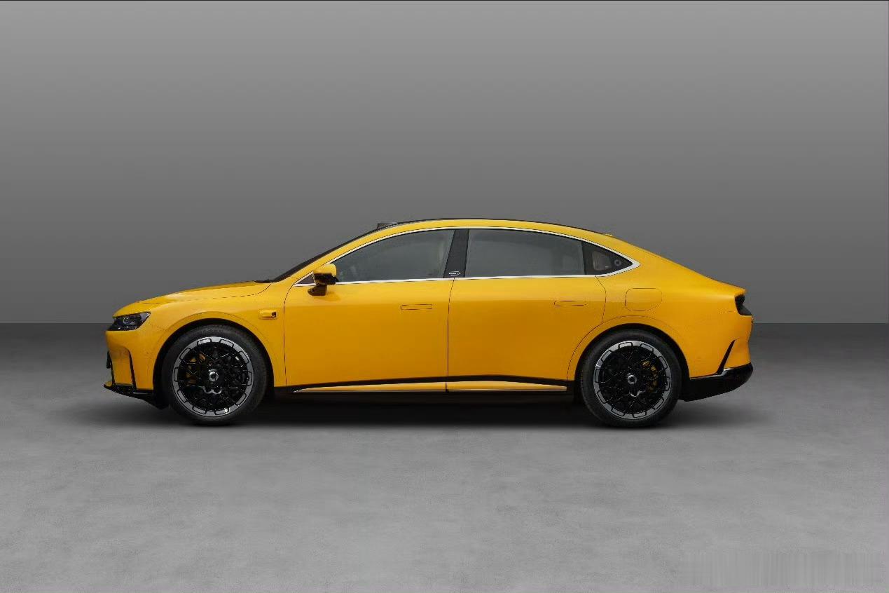 smart精灵6号设计上有一种萝卜开会群英荟萃的感觉