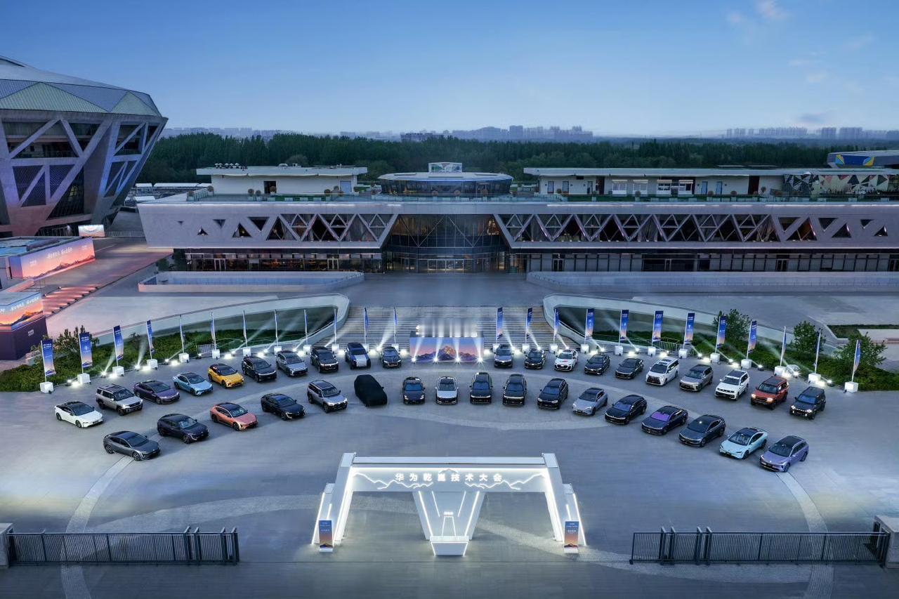 壮不壮观[呲牙笑]【来自懂车帝车友圈】