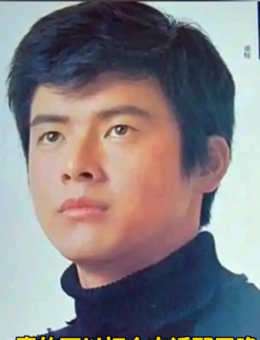 山囗百惠配得上三浦友和吗？三浦友和被称为日本影视圈最帅的男人，是日本一哥，颜值天