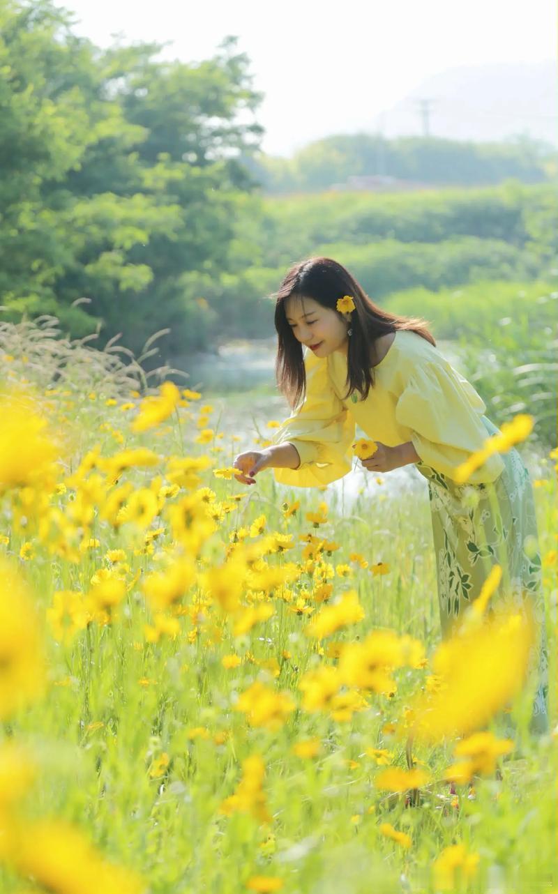 农历九月属鼠人出生在农历九月是孤寡命，在农历九月出生属鼠人一生当中会面临各种各样