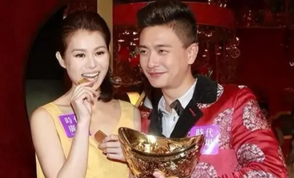 2015年，胡杏儿和黄宗泽恋爱8年后，带着3000w嫁妆，嫁给李承德。胡杏儿闺蜜