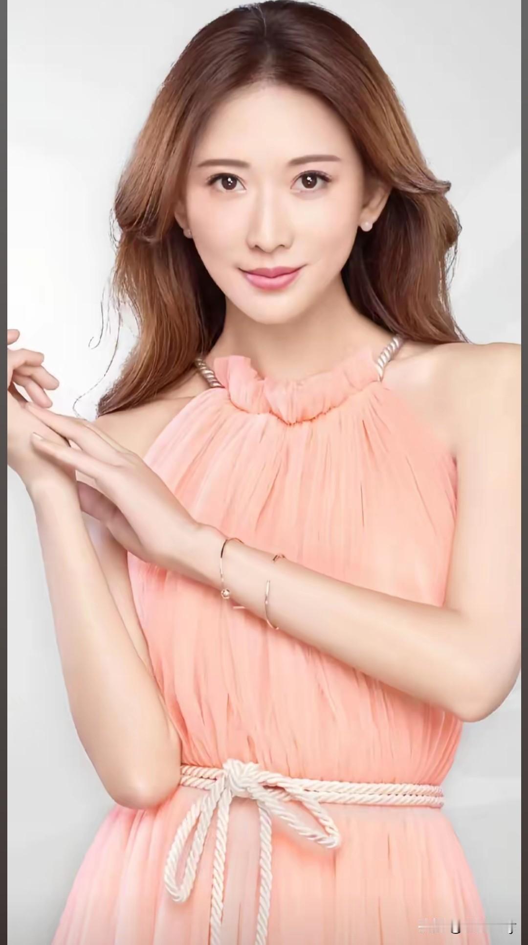 局势反转！林志玲突然紧急收手。正式发文，宣布拒绝出任台灣文策院董事。她坦言不想