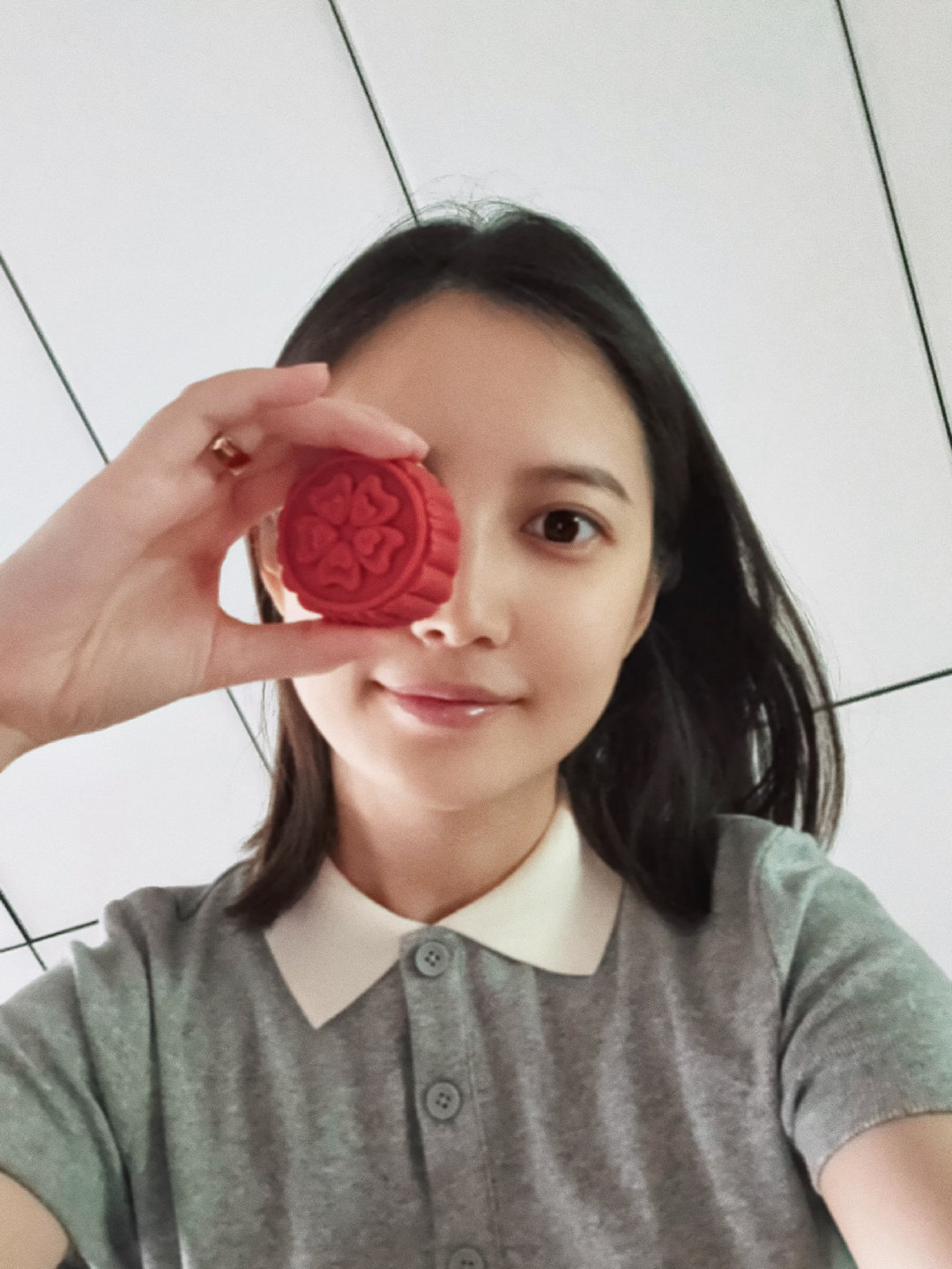 芝士娱乐陈钰琪中秋营业🈶🙌好美的～中秋快乐呀月饼