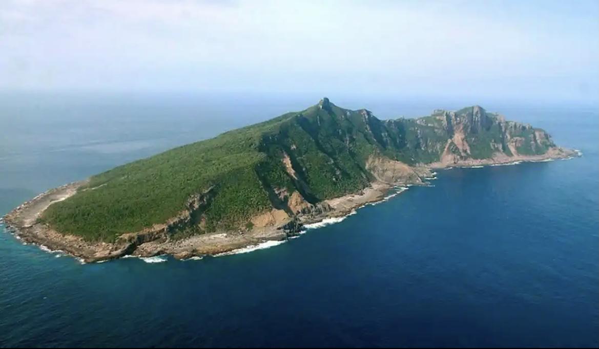 还在等高市早苗收回错误言论吗？别天真了，人家已经把魔爪伸向另一个中日关键争议点—