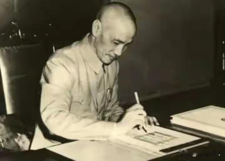 蒋介石败退台湾才1年，为何就迫不及待的开始处决国民党将领？1950年的台湾岛，