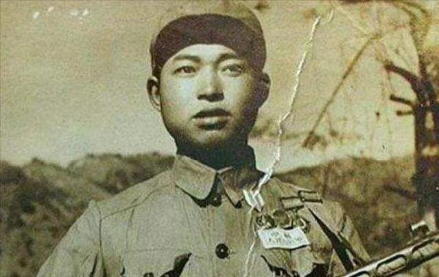 1963年，解放军副师长在马棚里见到一残疾流浪汉，发现竟是已“阵亡”的战友，流泪