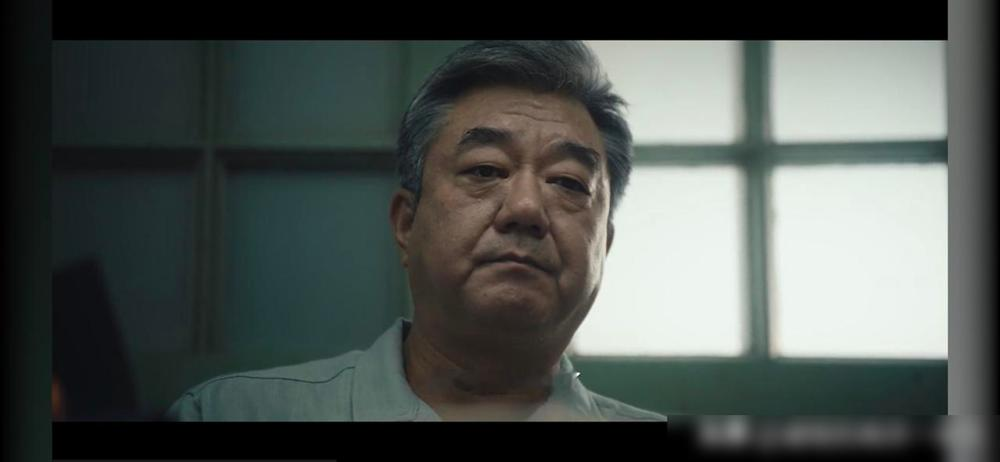 国安谍战剧《交锋》，大陆国安局局长吴声来（董勇饰演）退休了，马憩（王凯饰演）认为，接替他工作的肯定是