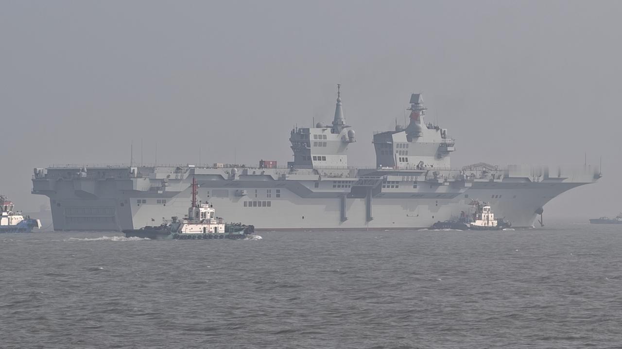 076型四川舰出海，攻击-21上舰调度测试，进度非常可观，不出意外今年内交付入役