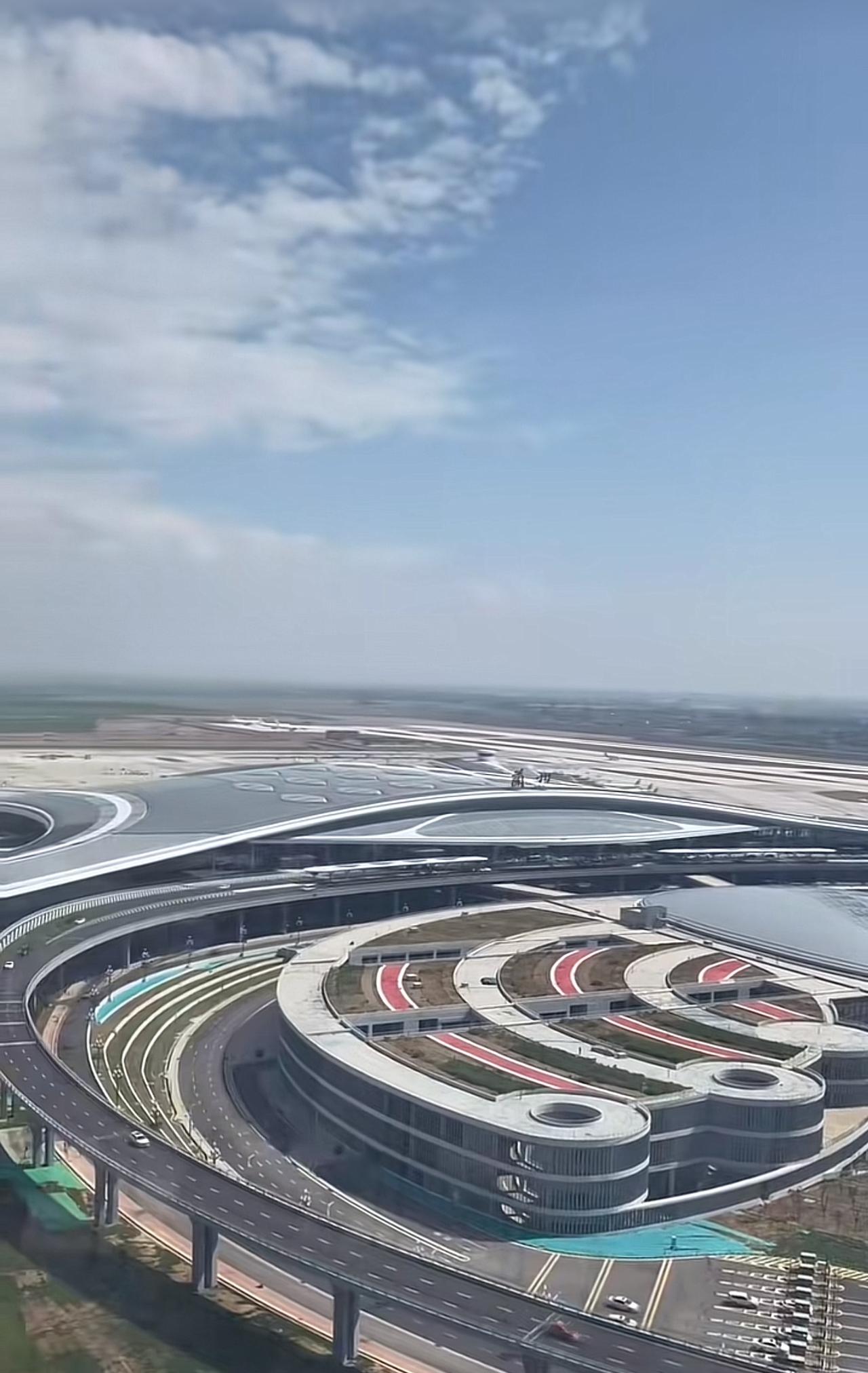 高空看T3地标建筑，兰州中川国际机场T3