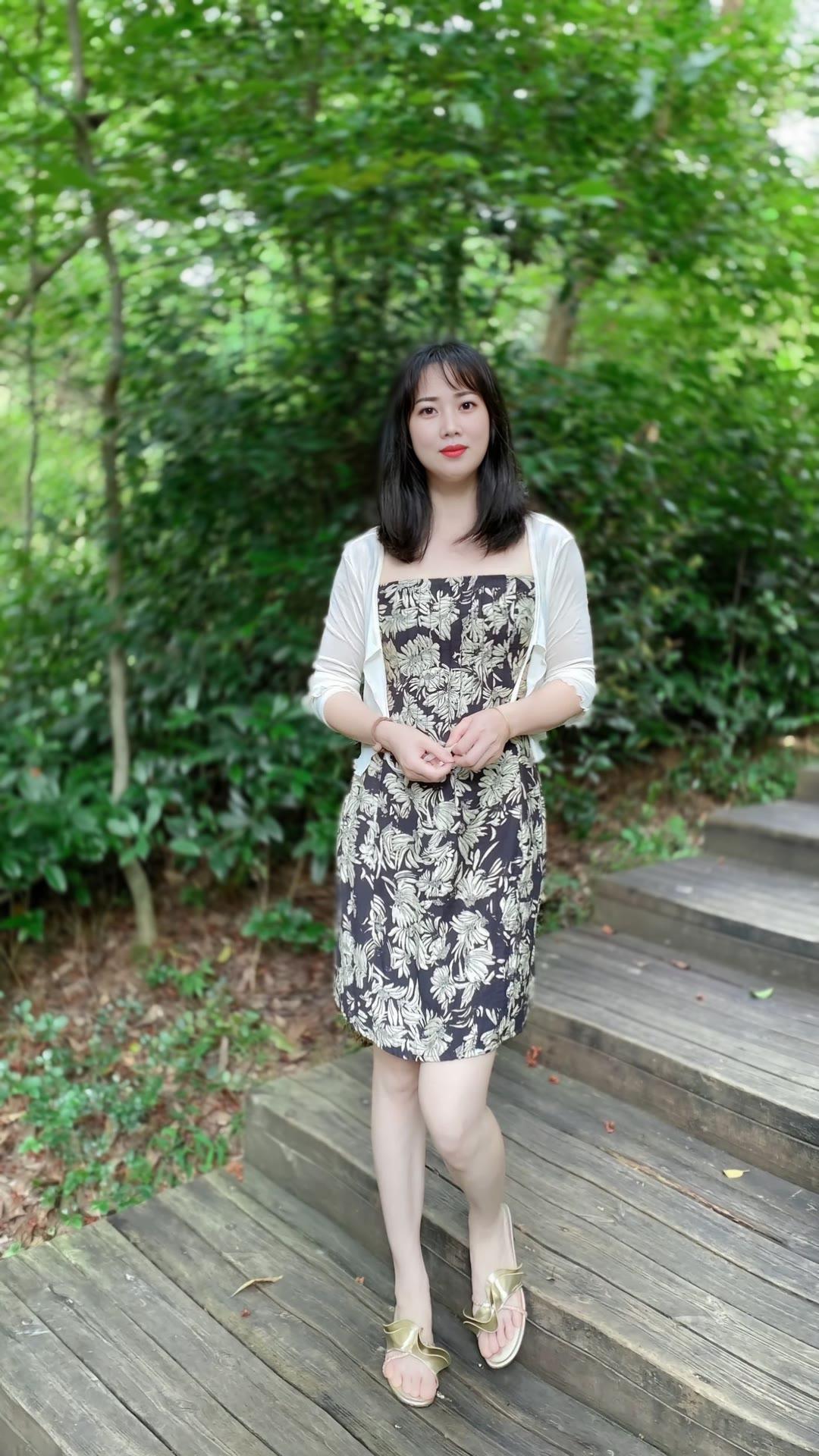 每一次挑战都是成长的契机，只要坚定信念，勇往直前，我们必能在困境中绽放光芒，成就