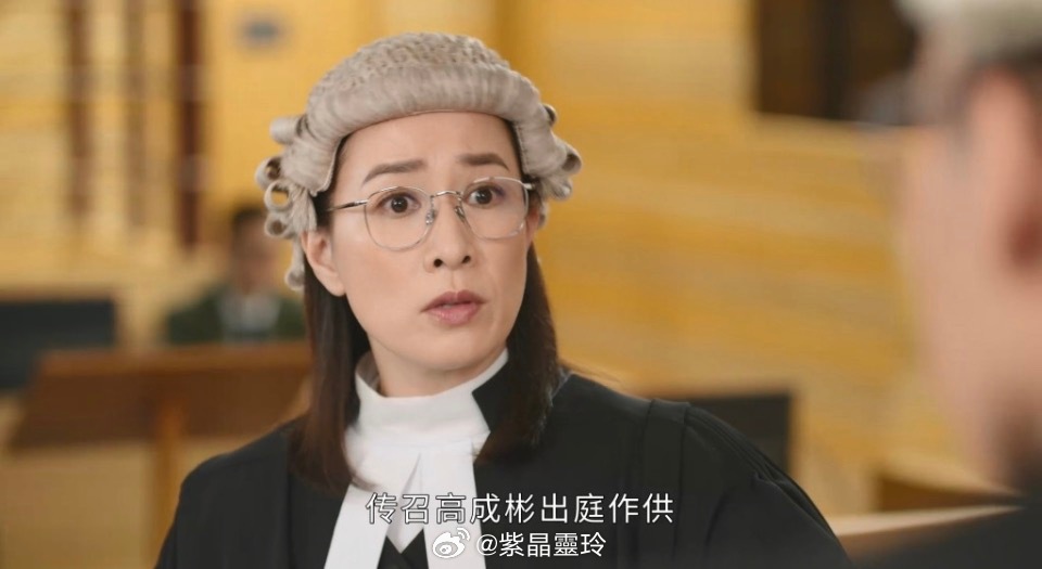 正義女神丨陳煒法庭崩潰痛哭演技封神親送兒子入獄關係決裂網民心碎：媽咪值得一個視