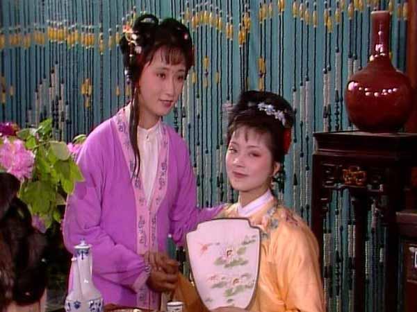 薛宝钗为何不教香菱学诗?因为宝钗根本就反对写诗啊——不光是反对女子写诗。古代说