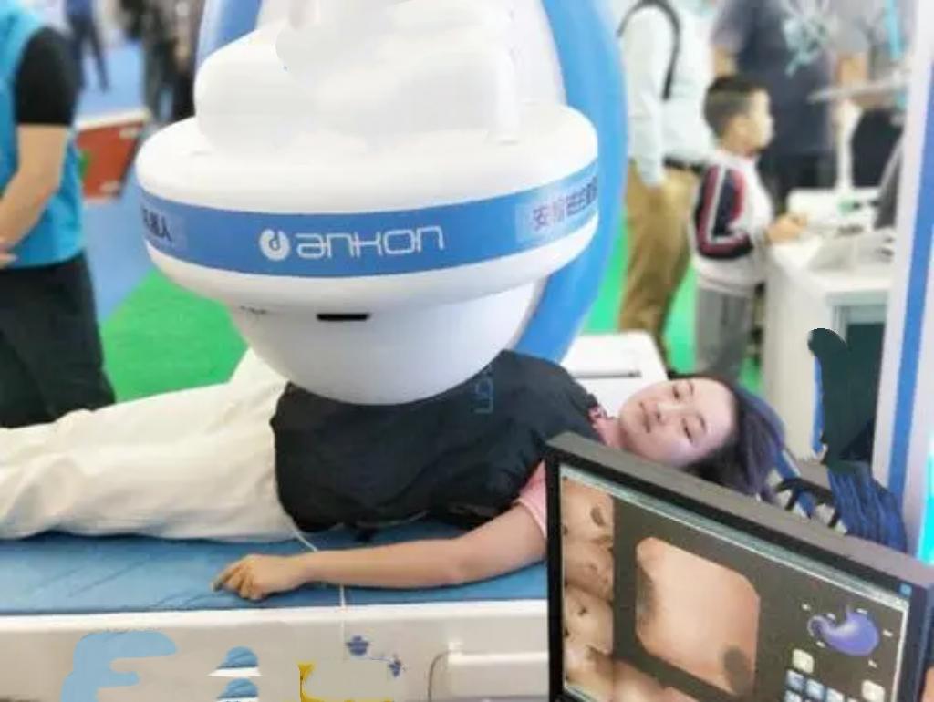 武汉造全球首台智能模块化磁控胶囊内镜，集自动检查、阅片、报告于一体，8分钟完成无