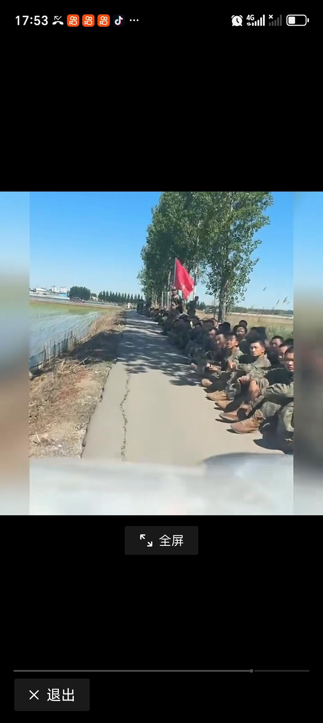 当兵前后的真实对比当兵前后，那变化可太大了。入伍前，很多人就是普通青年，生活随