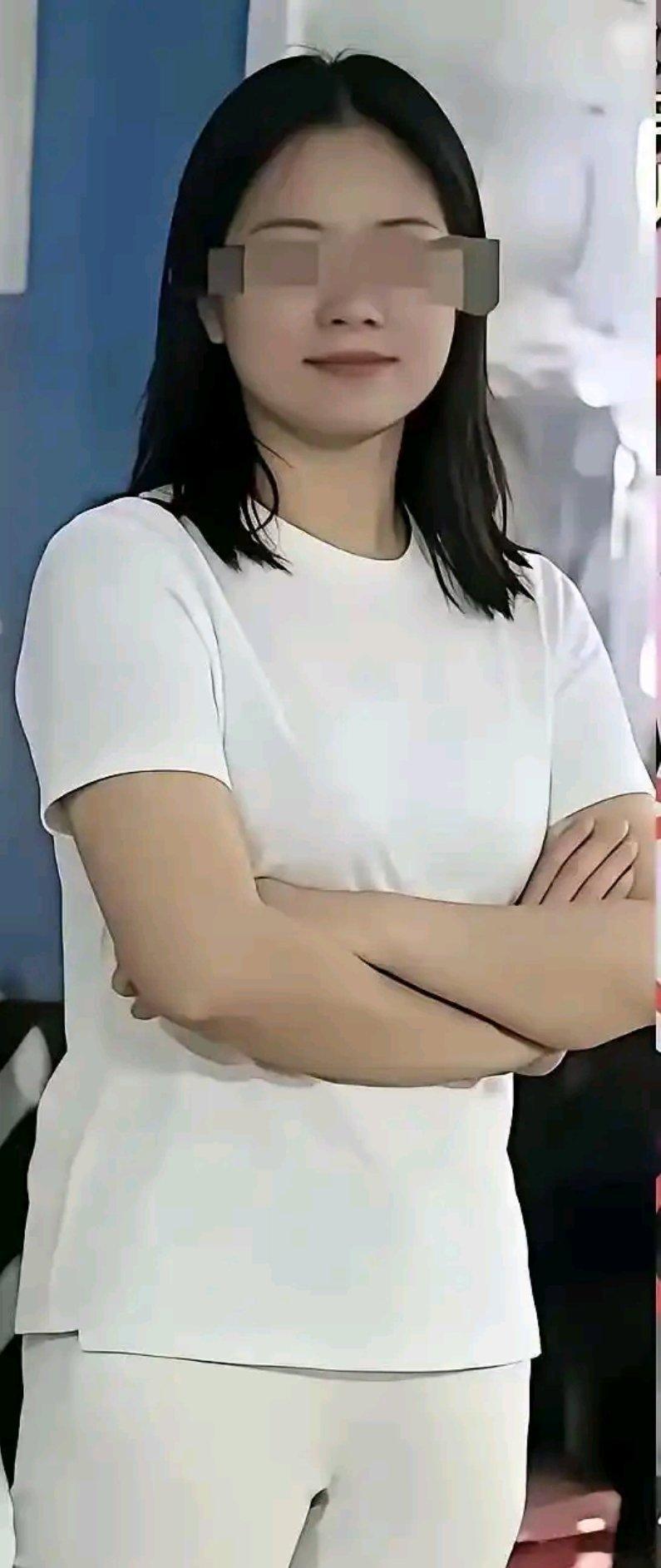 霸占他人车位副处长道歉嚣张的代价比想象中来的快长沙的这位占车位女子，仅用8天时间