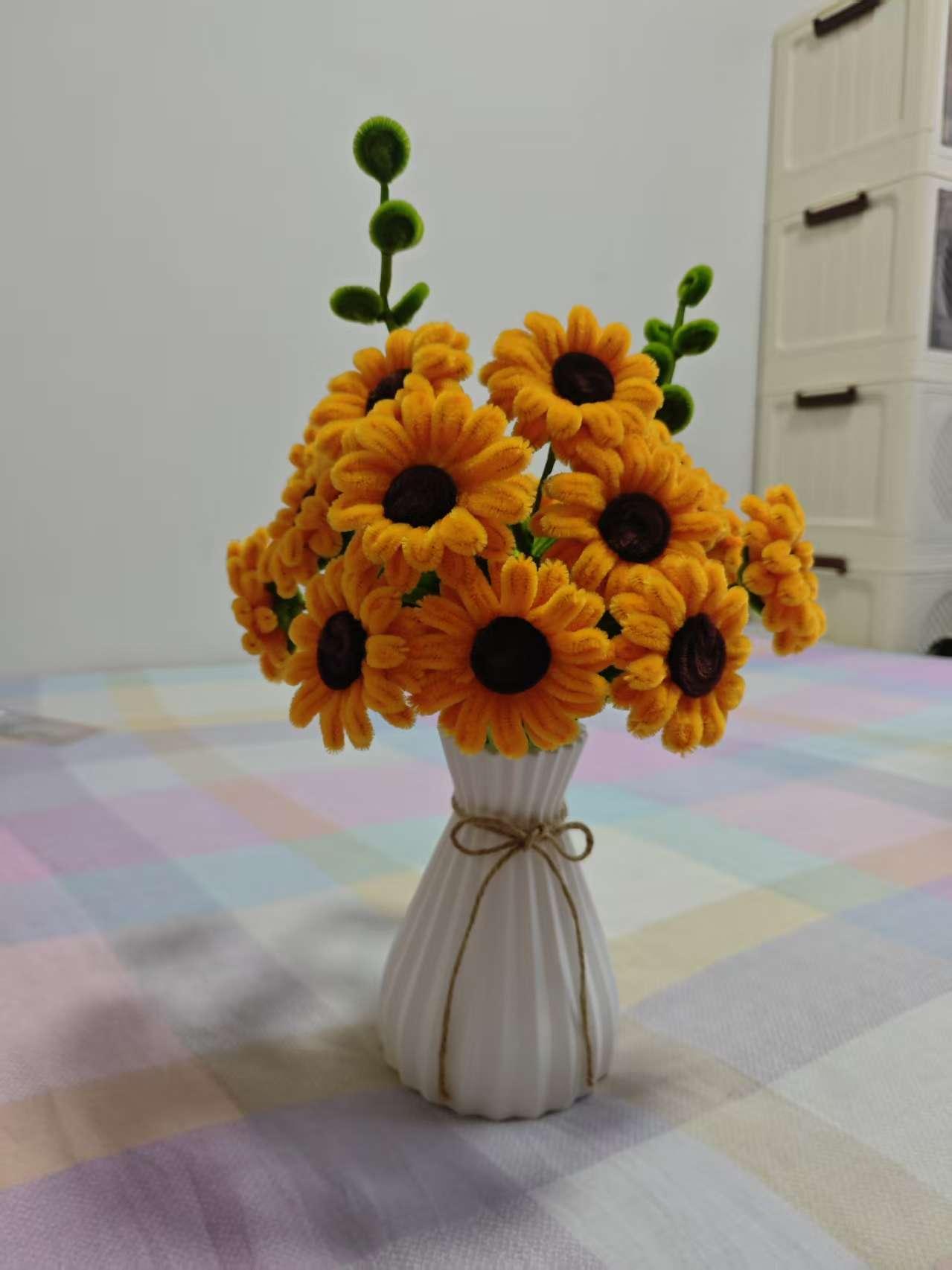 都是有格局的人。在2000年的时候，和一个朋友在一个小饭店去喝酒，服务员不小心把