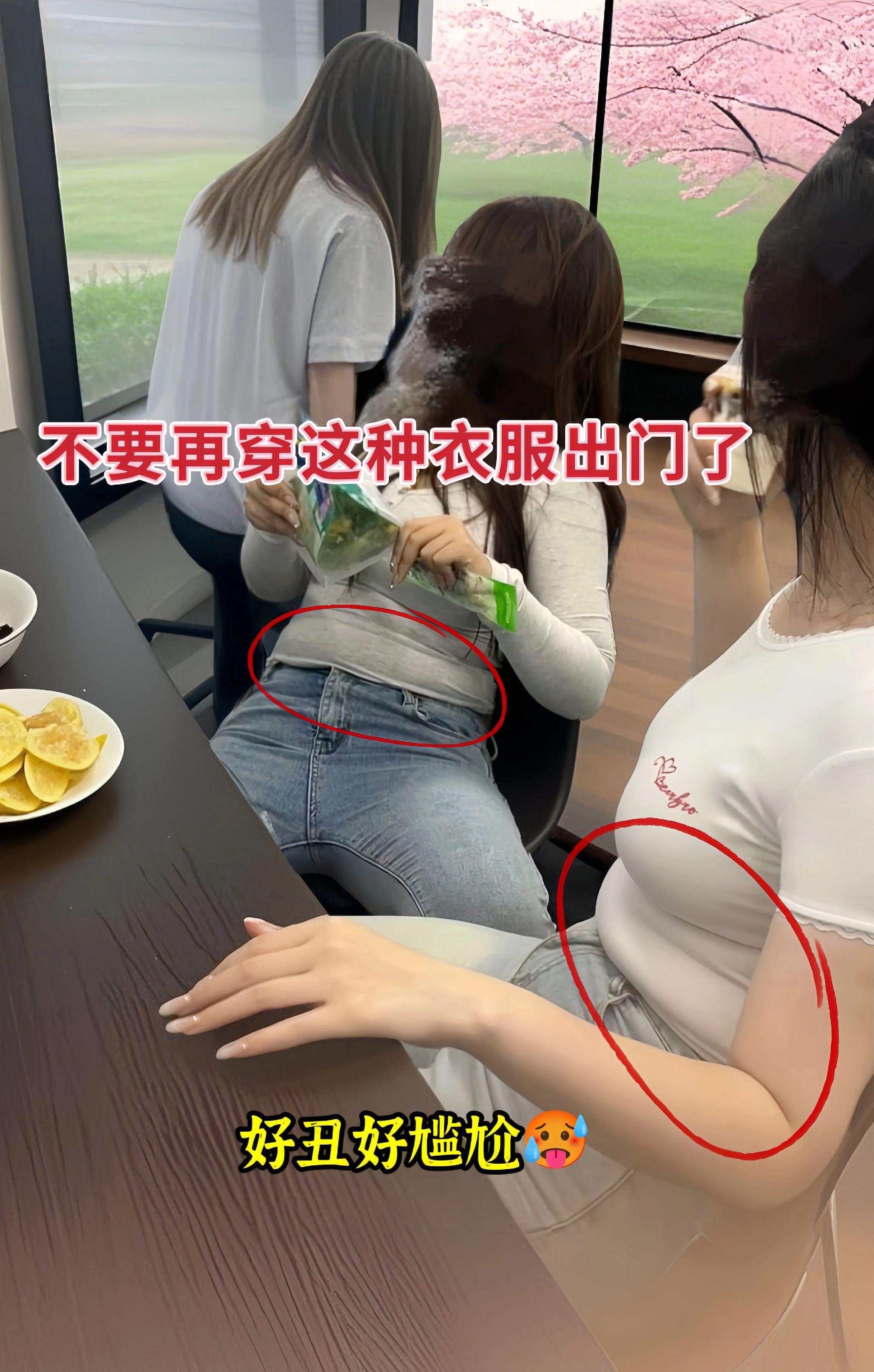 姐妹们，夏日的宝藏T恤来啦！独特不规则剪裁，巧妙遮住小肚腩，轻松告别身...