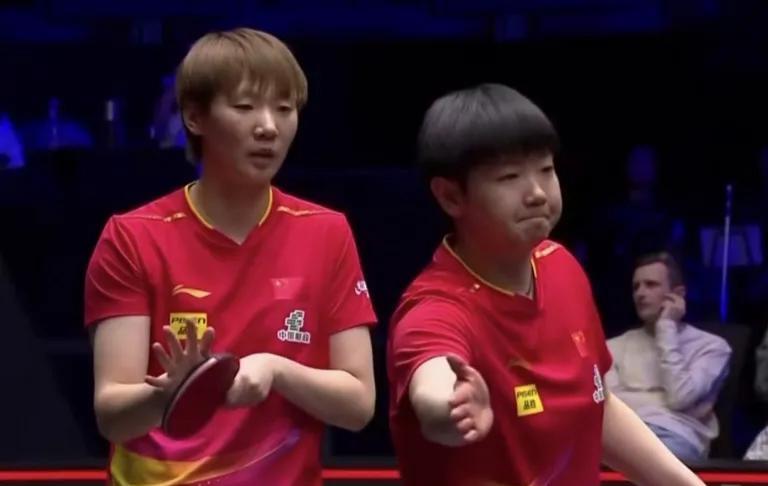 孙颖莎王曼昱好样的！摆脱单打阴影，挺进双打四强7月11日上午，WTT美国大满贯