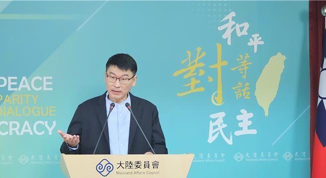 梁文杰把俄占领土史同日本殖民台湾史作对比，企图为其媚日洗白。类似的对比，赖皮也说