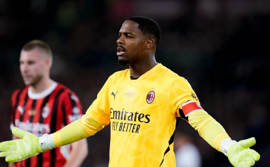 他强任他强，我有迈尼昂！米兰0比0平尤文，这是米兰本赛季15场零封，迈尼昂还行