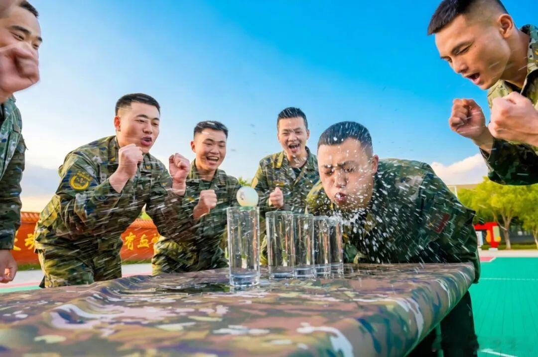 厉害了武警哥中秋小长假，趣味满军营​​​