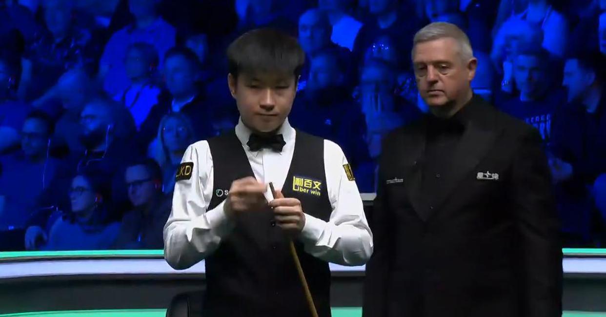 北京时间4月2日，2026年斯诺克巡回锦标赛八强继续进行，中国名将赵心童对阵韦克