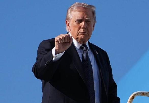 特朗普访华前，美国国会山彻底乱了！126名议员联名请愿，仅8个字：求总统千万别签