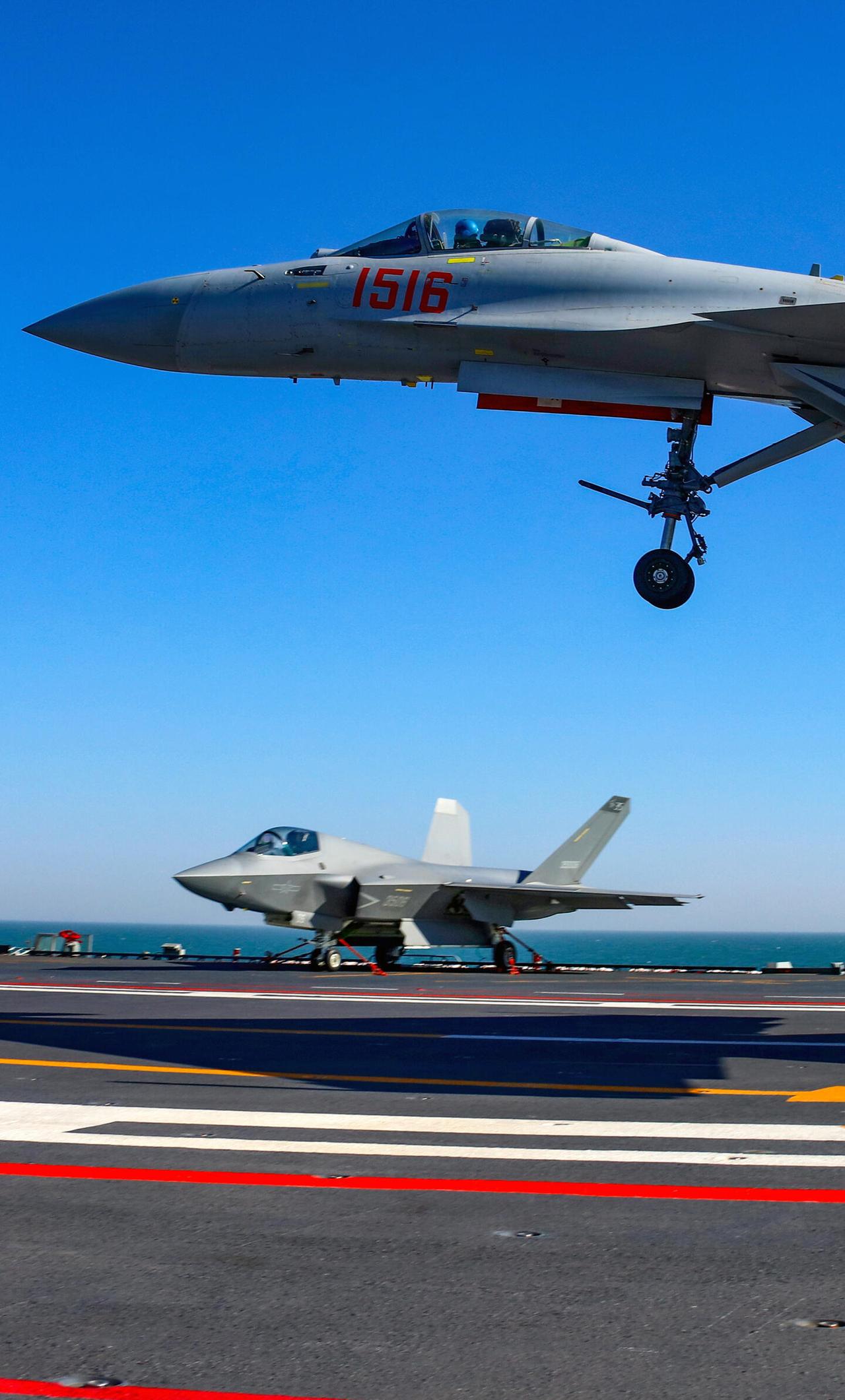咱们的军工也算是好起来了，什么时候有中国自己的《TopGun》?一个国家不