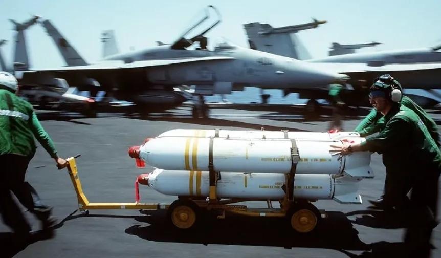 以色列不愧是美国的“亲儿子”啊，在以色列弹药快要耗尽的时刻，美国又支援以色列80