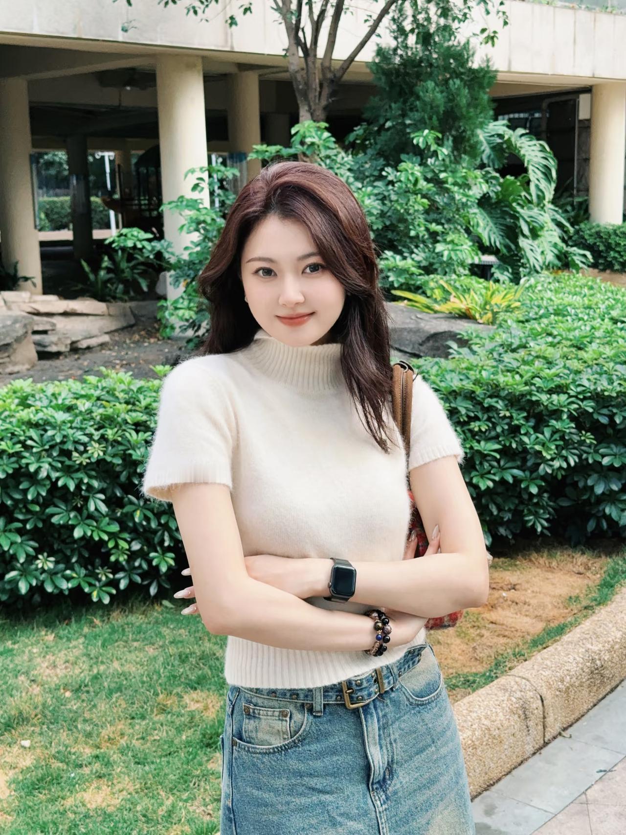 每逢佳节胖八斤，真的不是开玩笑呢[捂脸哭]今天是从上午就开始吃，一直吃到今晚九点多