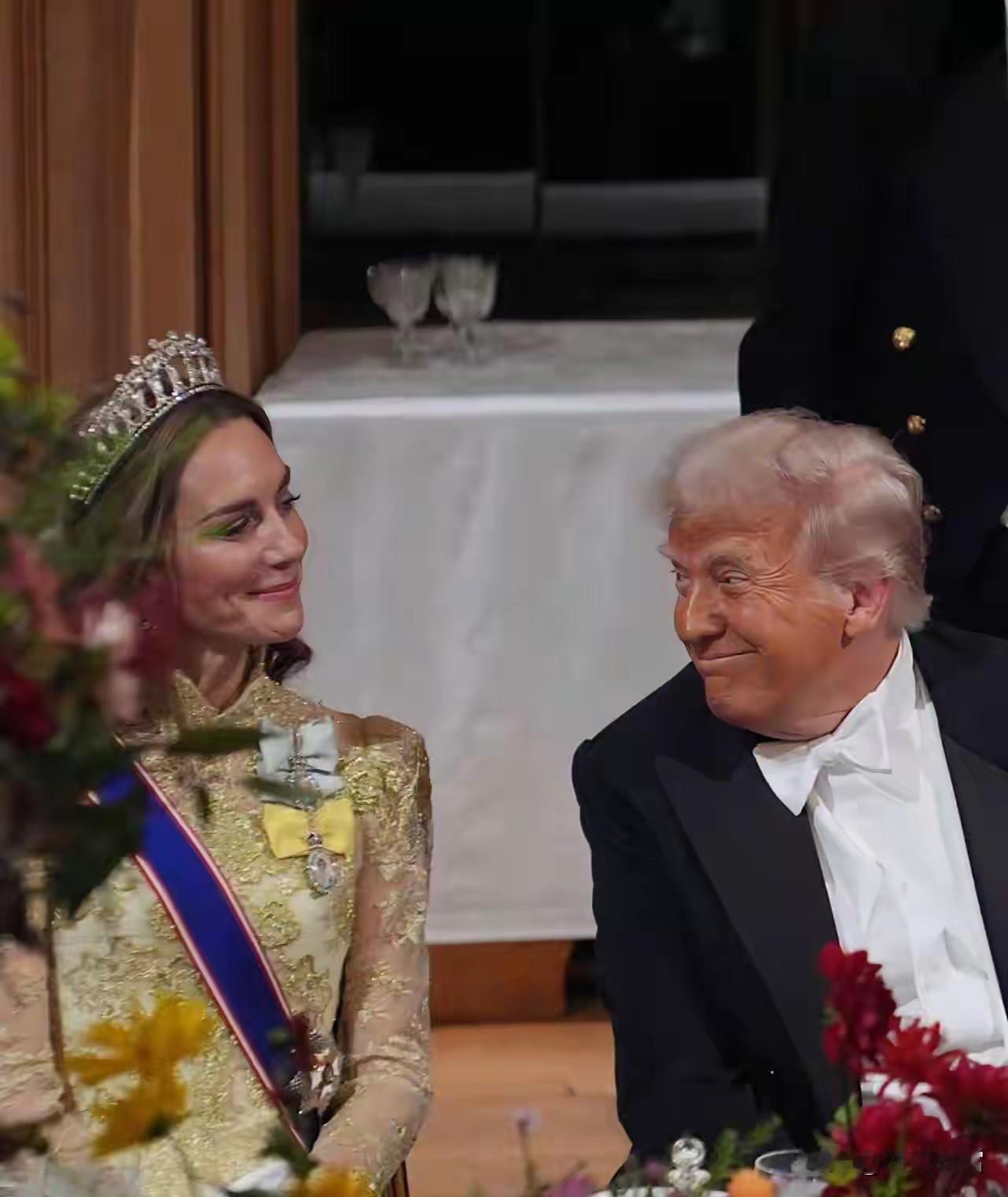 特朗普曾追求过戴安娜王妃，这次访问英国又与凯特王妃成了好朋友，老特的眼神，彰显春
